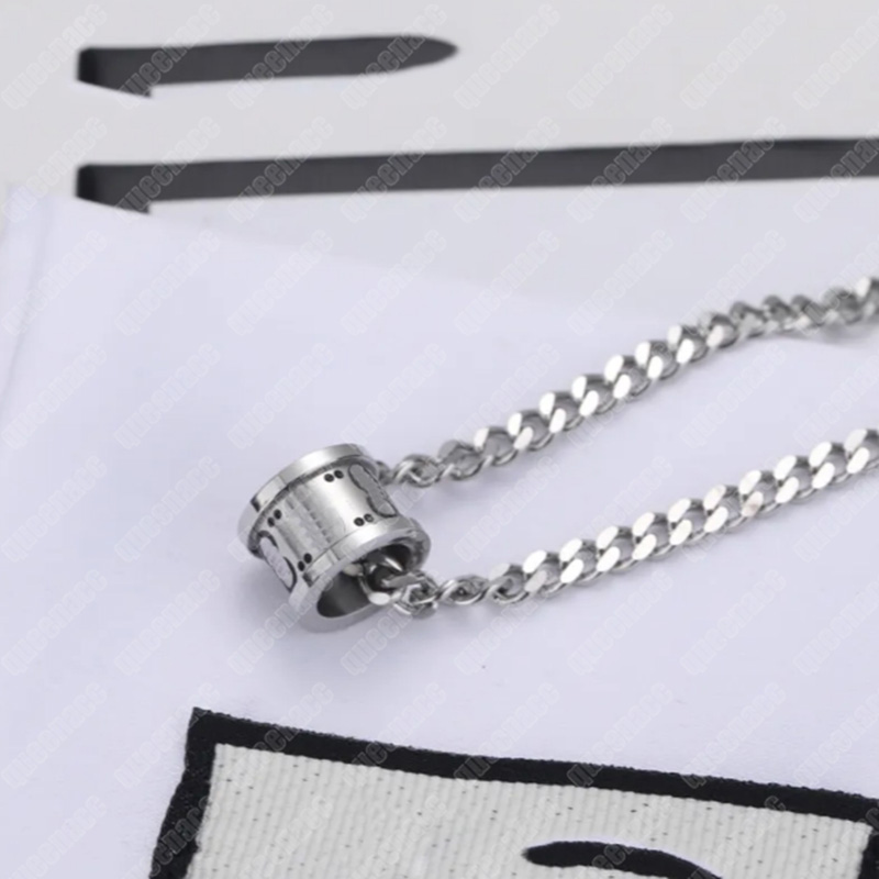 

Fashion Necklace Women Men Designer Jewelry Luxury Pendant Necklaces Silver Chain Necklace For Mens Letter G Jewelrys With Box 2205037WU