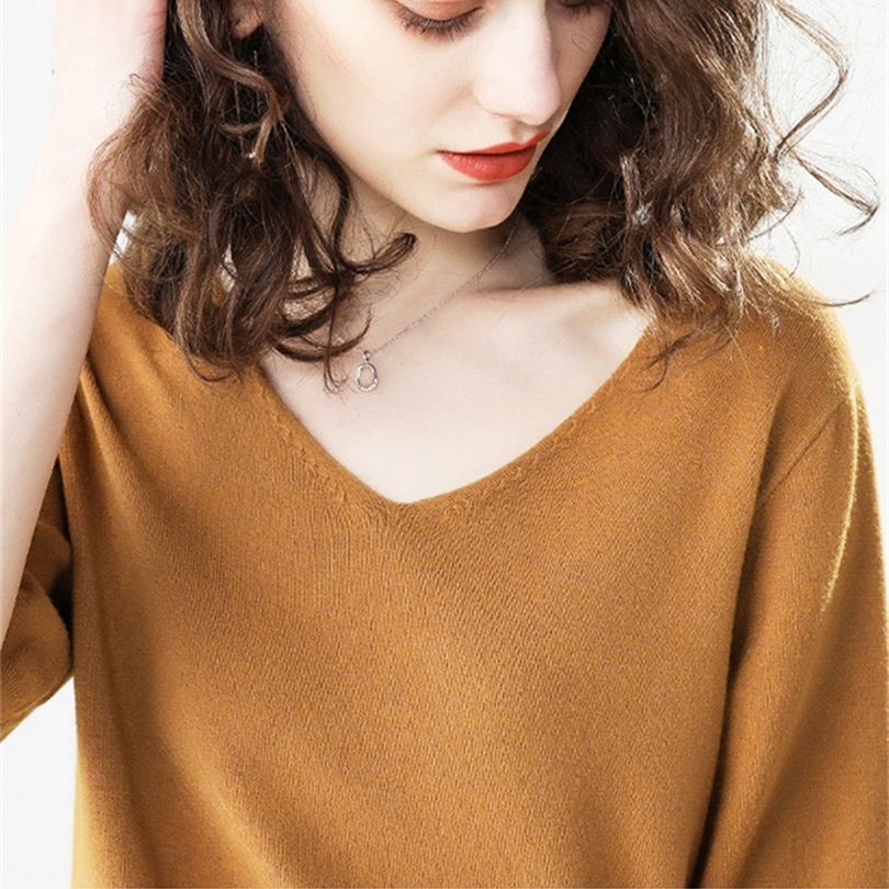 

High Quality 2019 New Pullovers Autumn Winter Women Vneck Sweaters Half sleeve Solid Color Sweater Elegatn Knitted Tops T200319, White