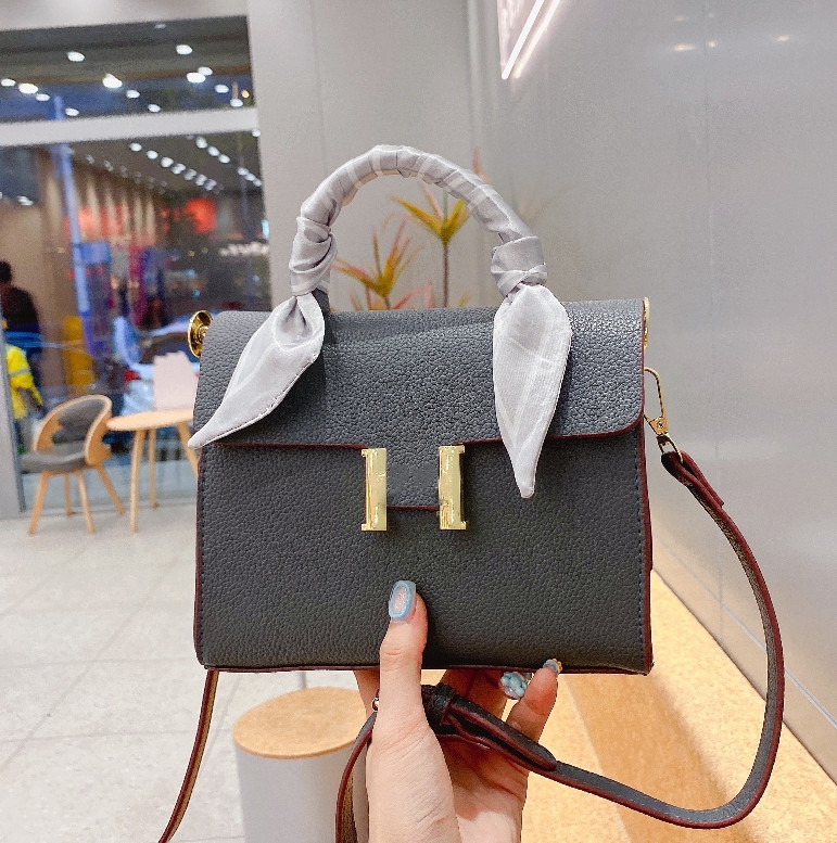 

Luxury Designer Women Shoulder Bags Crossbody Totes handbags clutch purse classical Wallets Backpacks Chain handbag, Red