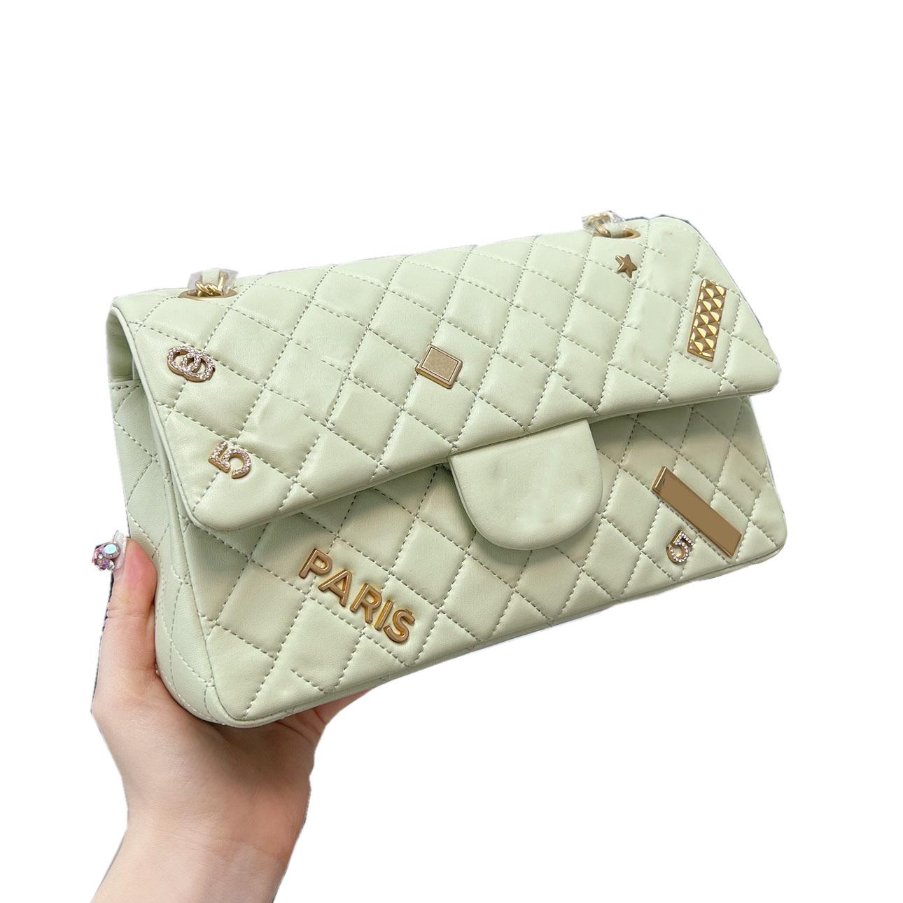 25Cm Classic Ladies Shoulder Bag Sheepskin Letter Badge Hardware Diamond Design Quilted Plaid Double Flap Leather Wear Chain Crossbody Bag Designer