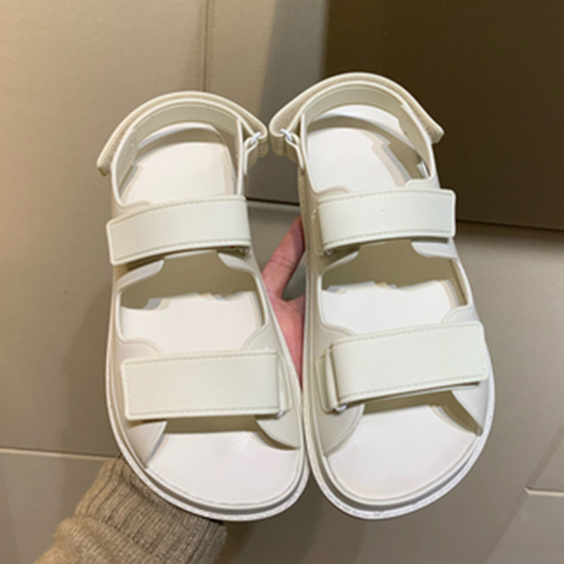 

Luxury Beach Sandals Top Women Hook Design Shoe Open Toe Summer Fashion Flat Classic Female Brand Shoes, Red