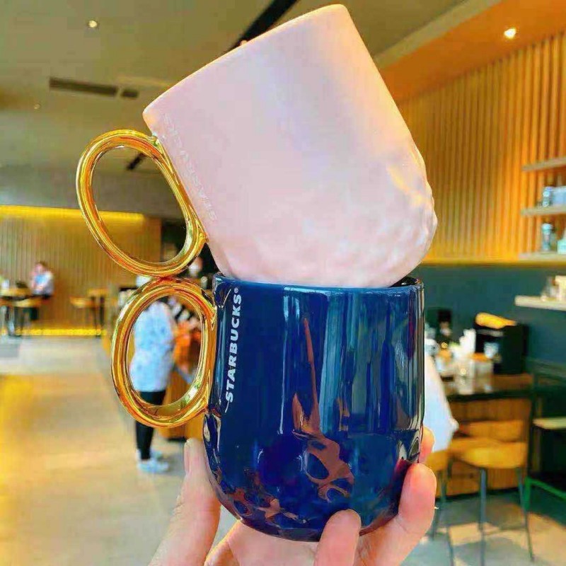 

355ML Starbucks Cups Luxury Kiss Mug Couple Ceramic Mugs with Spoon Married Anniversary Milk Coffee Cup Valentines Day 672 E3, As show