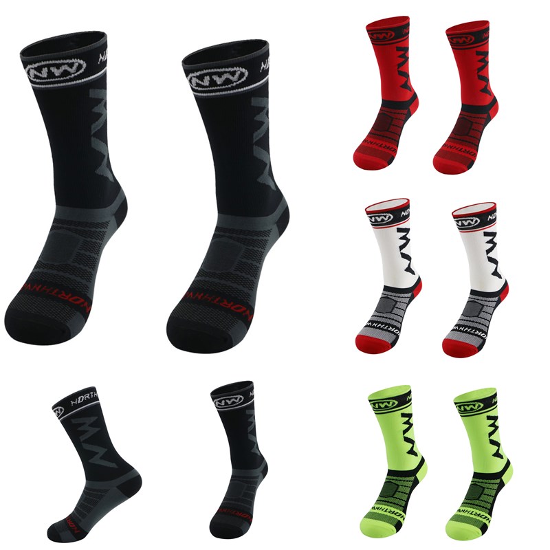 

New bicycle socks men's and women's sweat proof outdoor sports running basketball sports socks bicycle socks