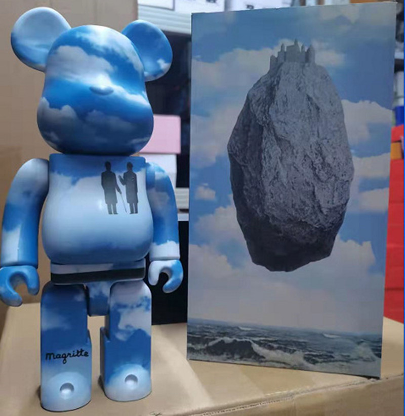 

New spot building block violent bear blue sky white cloud trend living room decoration handmade bearbrick 400% 28cm