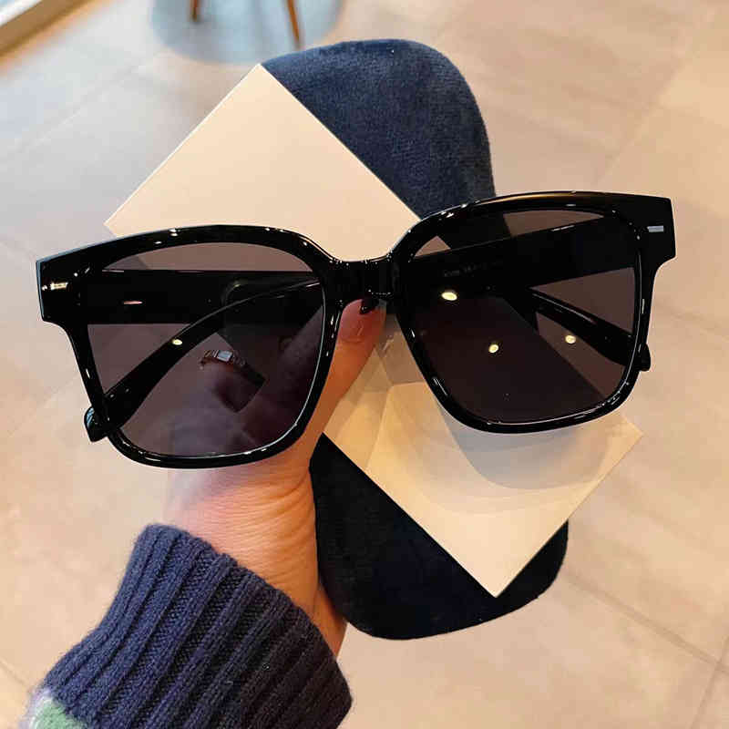 

Women Sunglasses Luxury Brand Designer New Fashion Green Sunglass Version Large Frame Personalized Thin Uv Proof Glass Vintage Sun Glasses For Men Ladies Eyewear