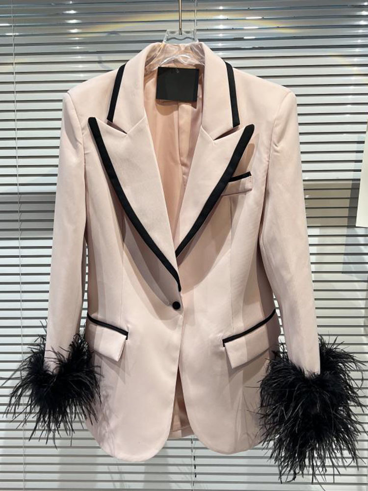 

W031 HIGH STREET occasions Dating Windsor queen 2022 brand Designer Blazer Women' Color Block Stylish Feather Embellished Long Blazer, Pink