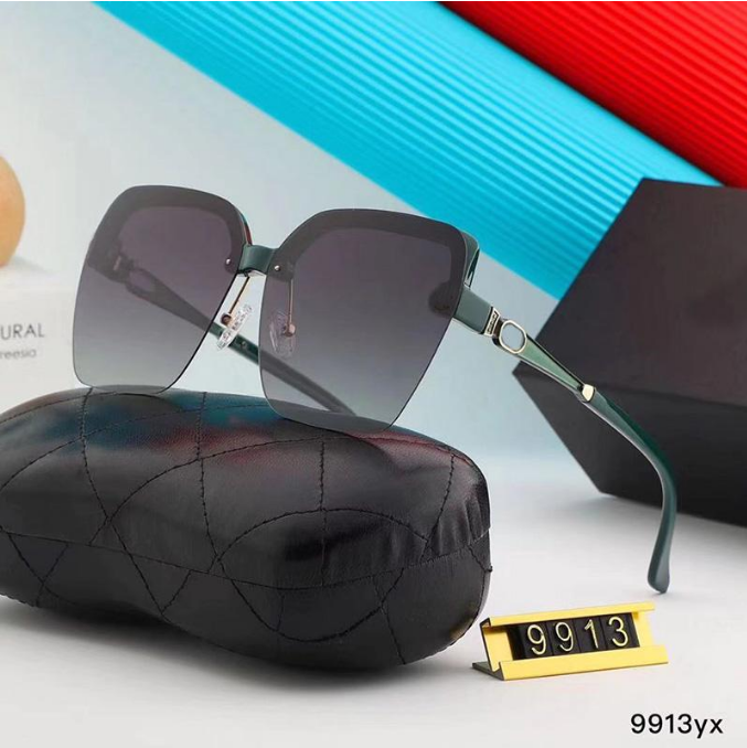

2022 Summer Sunglasses Man Woman Unisex Fashion Glasses Retro Small Frame Design UV400 4 Color Optional