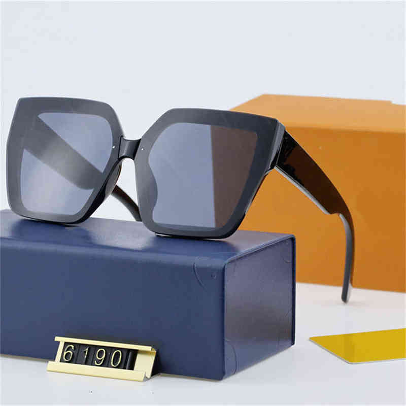 

Designer sunglasses small face new eye protection sunshade trendy middle frame
