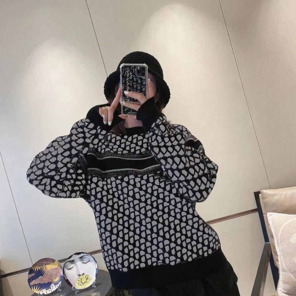 Designer de haute qualité créateur de tricots pour femmes pull rond pour l'automne / hiver 2021 à manches à manches longues Retro Tops Fashion