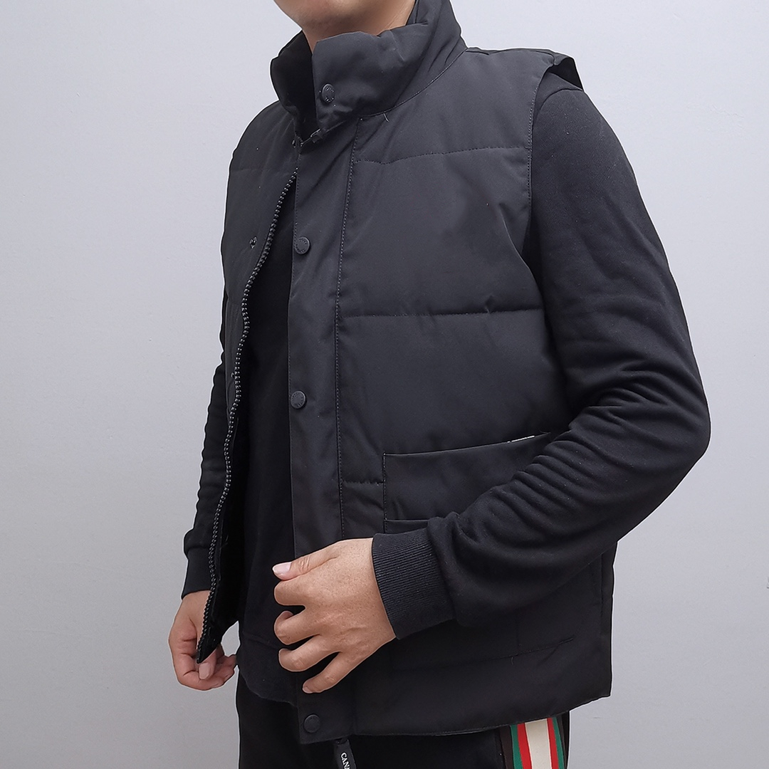 mens Designer Sports Fashion Down Vest Winter Windproof Warm Adventure gilet parka Classic Simple Style men women Vests Advanced Waterproof Fabri