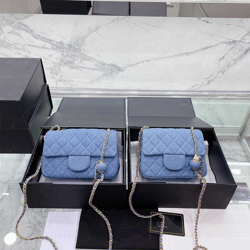 

classic designer bags shoulder chain bag women's fashion handbag crossbody women handbags the totes sacoche High quality original box Luxury messenger bag, Sky blue 18cm