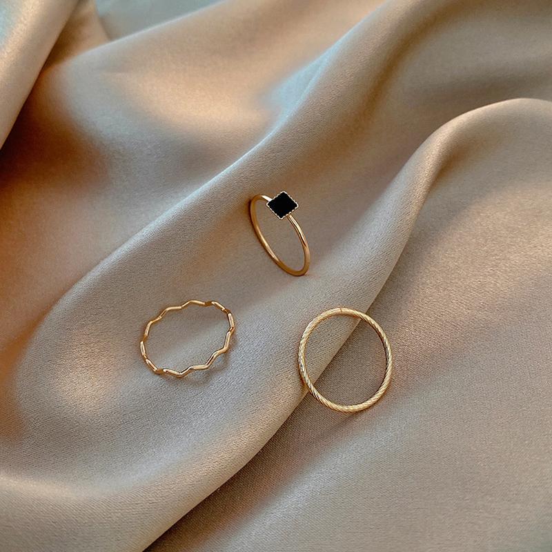 

Cluster Rings 2022 Gothic Style Three Piece Opening For Woman Fashion Jewelry European And American Wedding Party Sexy Ring