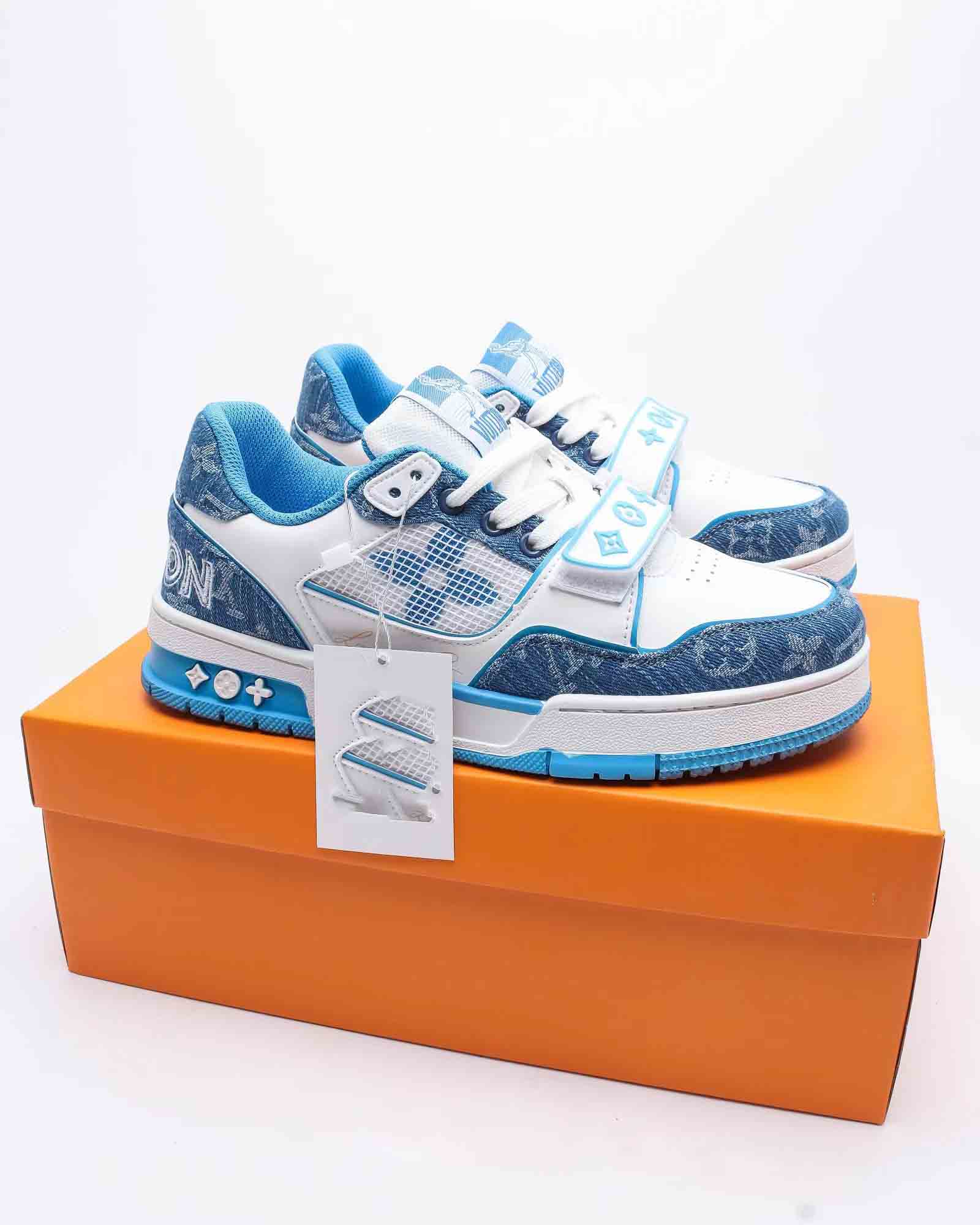 

L Brand new men's and women's high-end walking shoes leisure sports culture versatile basketball shoes V original 1 to 1 copy high sense solid blue