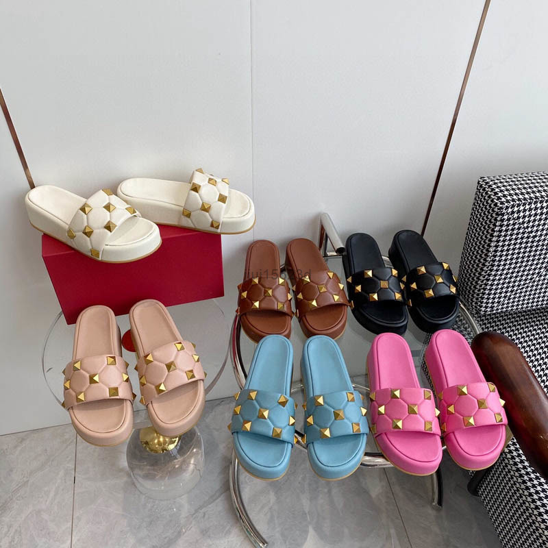 

Women's Sandals Slippers Indoor Casual ROMAN STUD SLIDE SANDAL IN QUILTED NAPPA 65 MM BLACK LIGHT IVORY Summer Designer Luxury Fashion, #16