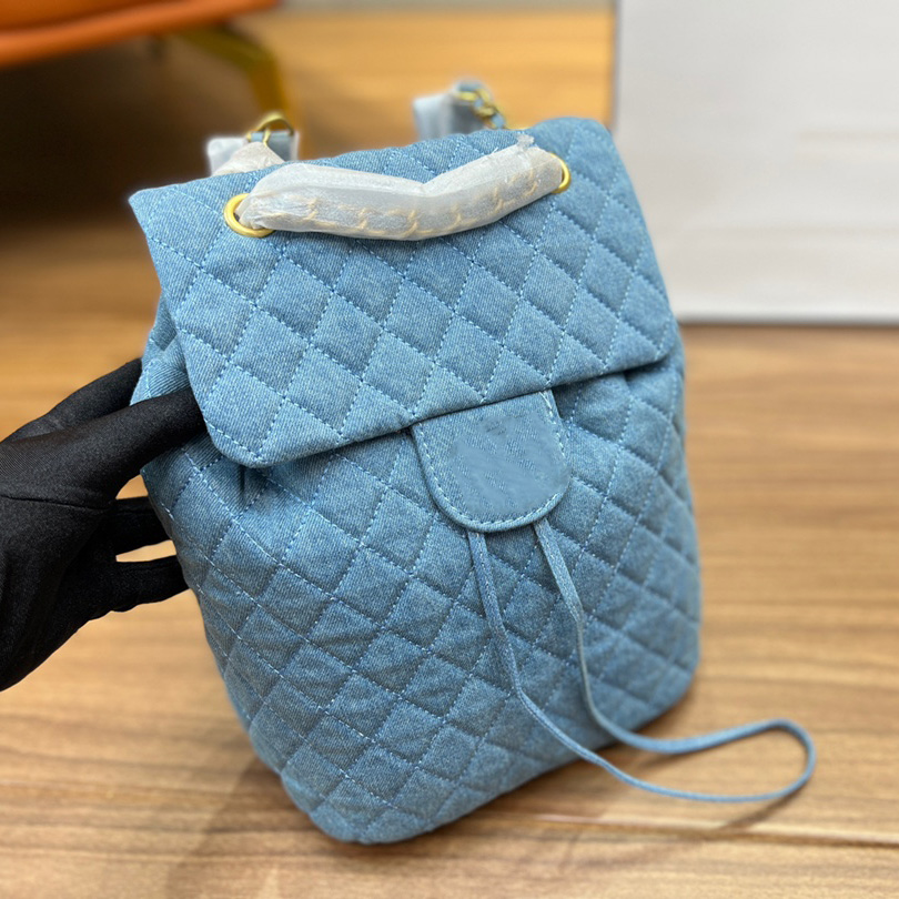 

France Womens Denim Bucket Backpack Quilted Bags Large Capacity Bucket Gold Turn Lock Sweet Elegant Ladies Vintage Crossbody Shoulder Designer Handbags 27X30CM, Box