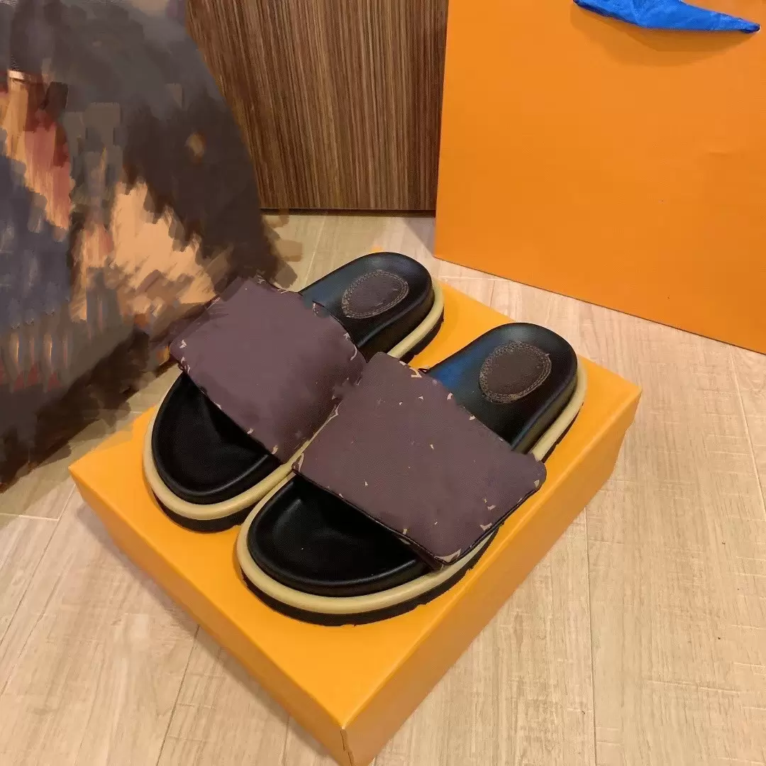 

LUXURY L Designer Men Women Slippers Sandal Embossed Printing Pillow Hook & Loop Slipper Mule Summer Flat Heel Slides Flip Flops Beach Sandals Size 35-45, Additional box
