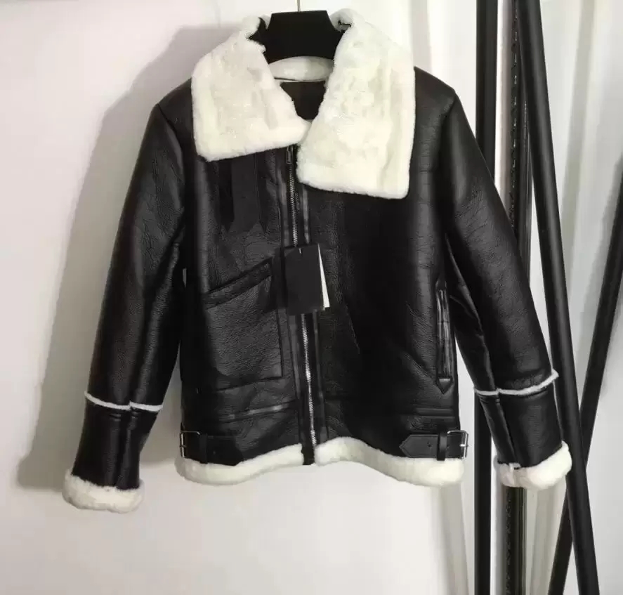 Women's Leather And Faux Lamb Fur Collar Stitching High Quality Coat Down Jacket Plus Velvet To Keep Warm