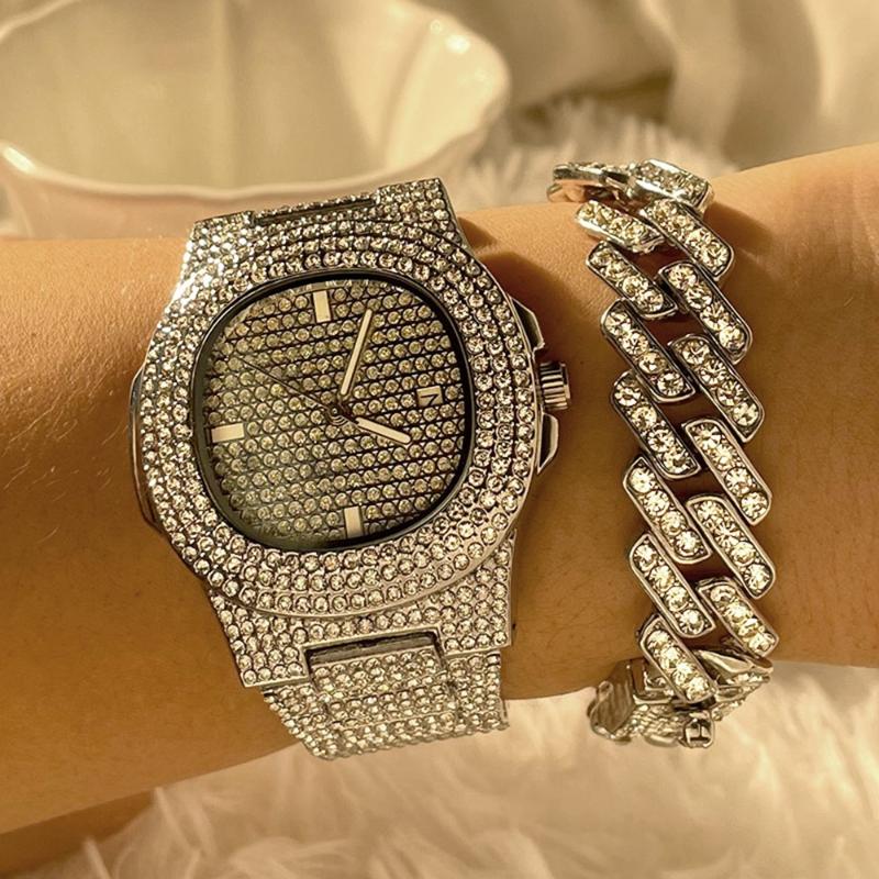 

Wristwatches Iced Out Luxury Men Women Watch Bracelet Gold Silver Rhinestone Calendar Quartz Watches Relogio Feminino Fashion Clock GiftWris, W000602sl