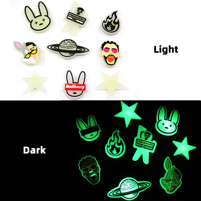 

MOQ 50PCS Bad Bunny pattern glow in the dark croc JIBZ charms Luminous 2D pvc Shoe accessories Decorations fluorescent clog pins Shoes Buckles charms fit kids Sandals