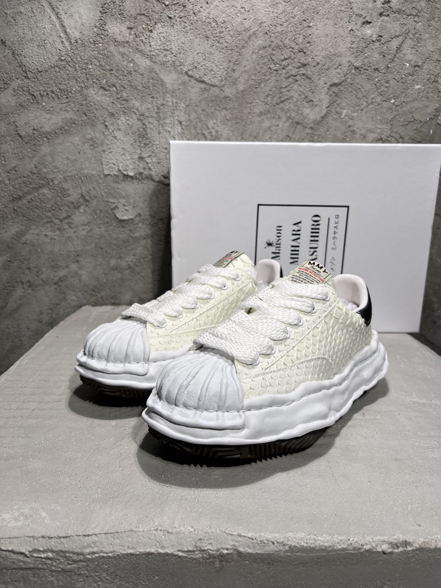 

2022 latest model womens and mens designer Casual designer Sneakers ~ top quality womens and Mens Shoes Sneaker EU SIZE 36-45, White