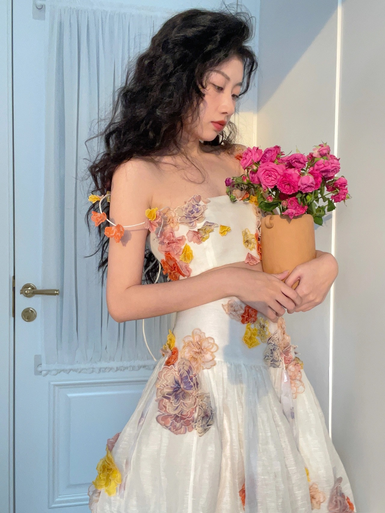 

Niche Design Women' Dress Three-dimensional Flower Princess Dress 2022 New Tube Top Suspender Wedding Dresses