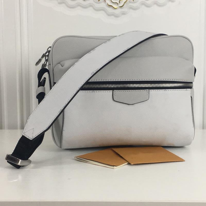 

High Quality Luxurys 2022 Designers Bags Mens Messenger Bag Cowhide Leather Canvas Shoulder Bag Gentle Dress Crossbody Bgas with Box M30233, White