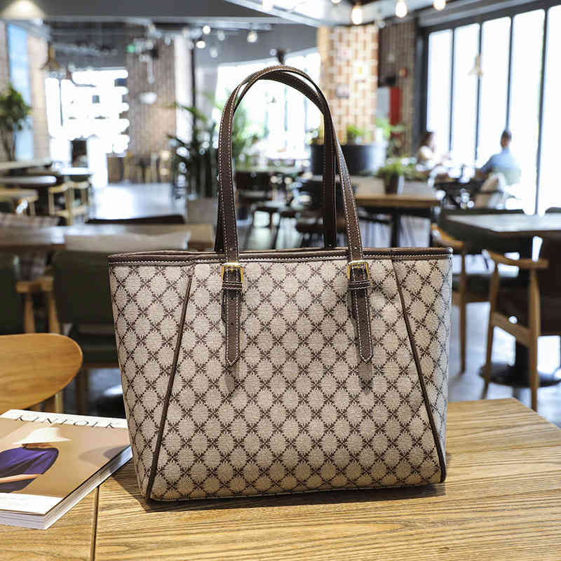 

Purses sale Bag woman new minority one shoulder high-grade printing portable autumn and winter tot armpit bag woman, Coffee