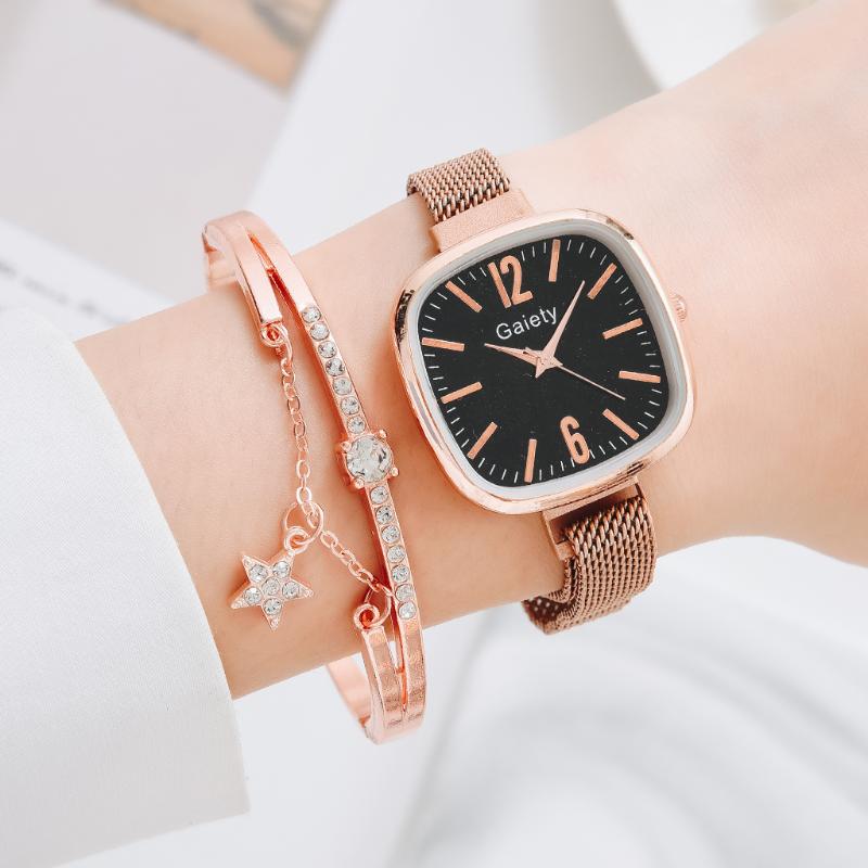 

Wristwatches 2022 Women Watch Fashion Luxury Bracelet Set Watches Ladies Casual Alloy Band Quartz Wristwatch Female Clock Big Dial, Brown