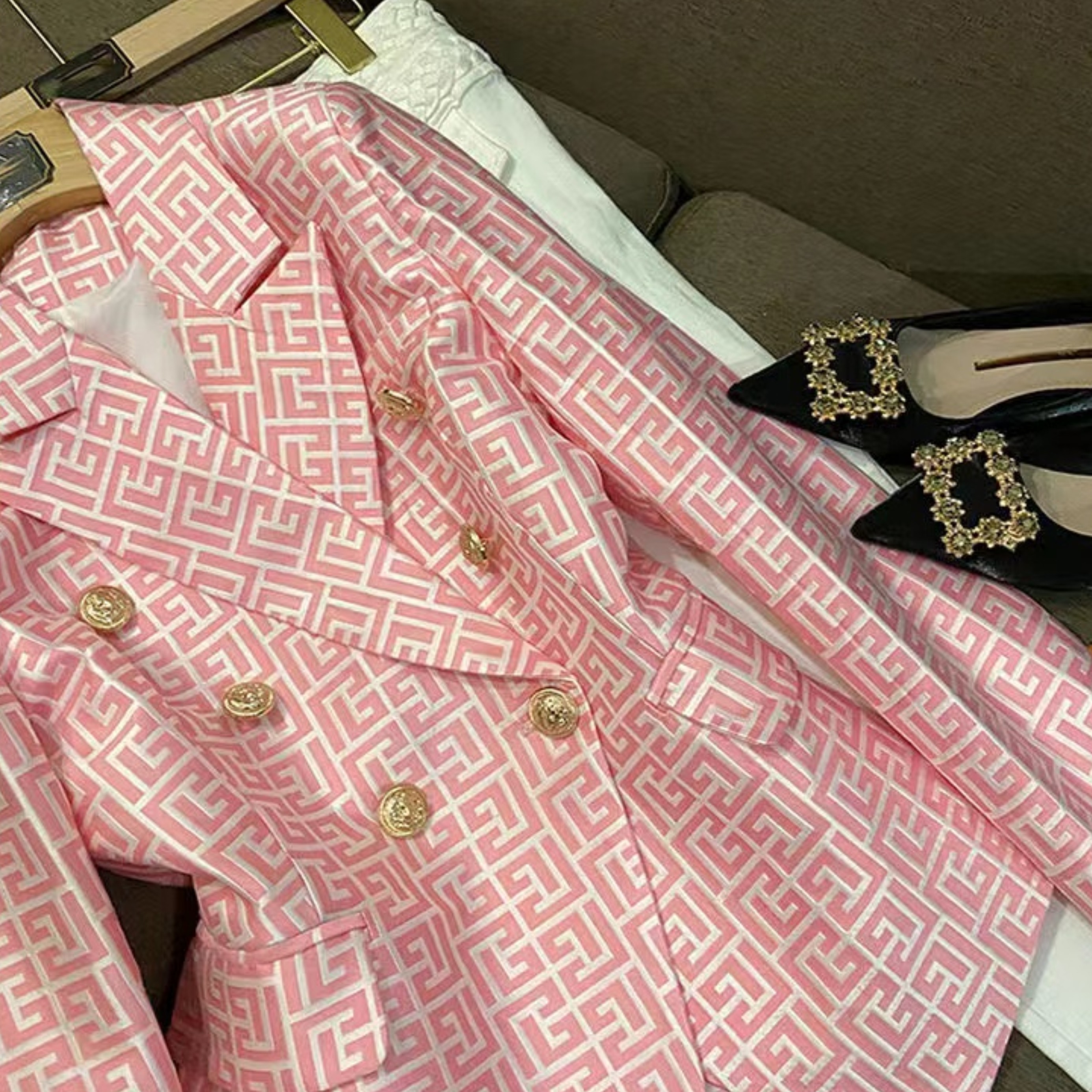 

T100 Womens Suits & Blazers Tide Brand High-Quality Retro Fashion designer Presbyopic Maze Series Suit Jacket Lion Double-Breasted Slim Plus Size Women's Clothing, Pink