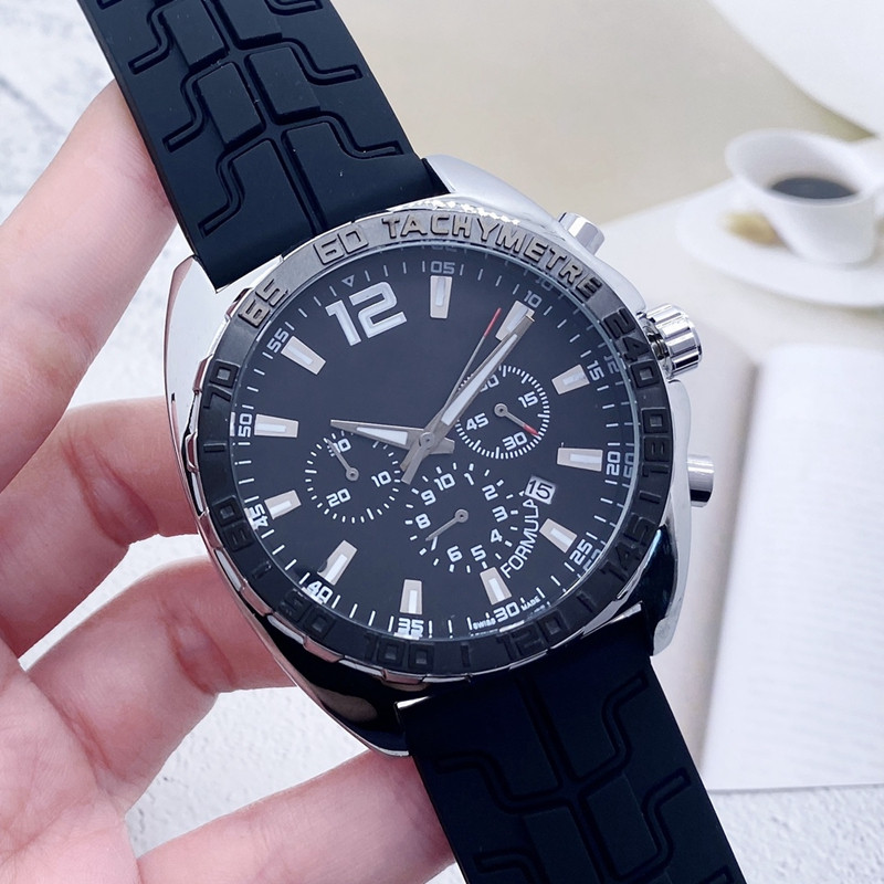 

2022 New luxury mens watches All Dials Working Quartz Watch high quality Top Brand Chronograph clock Rubber belt fashion montre Six needle work model two
