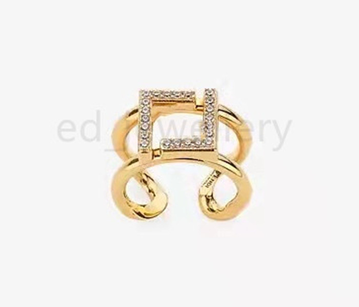 

2022 Designer D spiral ring women MIDI ring classic luxury design jewelry women's gold and silver will never fade 1.235