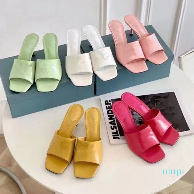 

2022 slippers sale trainers Women Sandals High heels 6.5cm spike cowhide Matte skin Sandal custom More color Womens luxury designer brand, Black