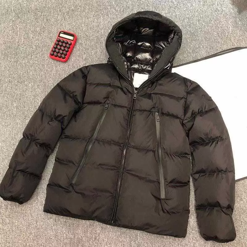 Vente chaude Hommes Designer Hommes Hiver Salzman Down Vestes Huyparkas Coupe-vent léger Sweat à capuche Noir Blanc Puffer Vêtements d'extérieur Homme Italie Italien