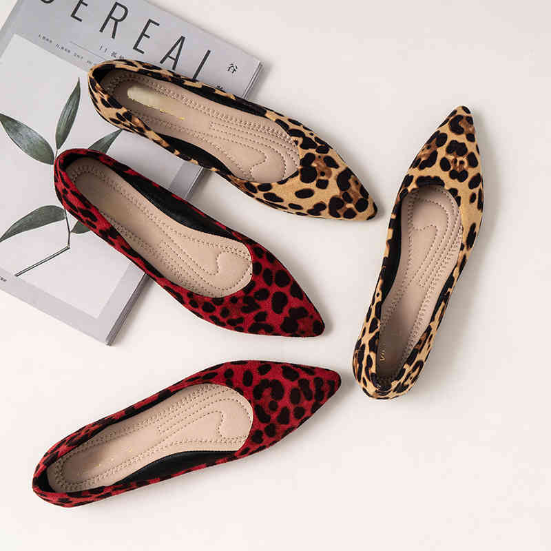 2022 nouvelles chaussures simples léopard pointues sexy chaussures plates peu profondes 41 42 grandes chaussures pour femmes