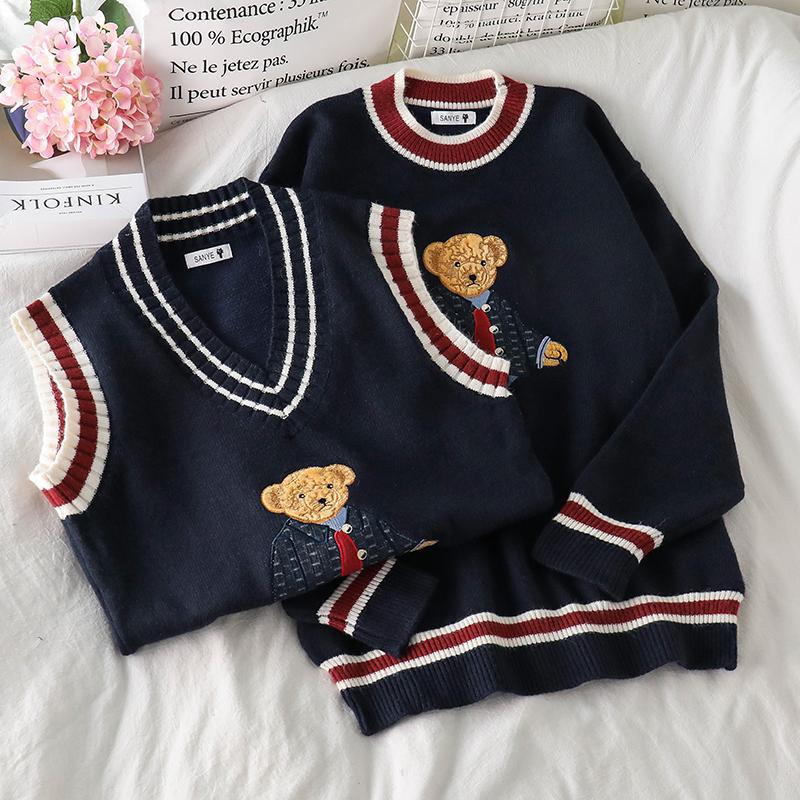 

Women's Sweaters Japanese College Style Embroidery Bear Sweater Women Jumpers Lazy Couple Striped Knitted Vest Coat Contrast Knit TopWomen's