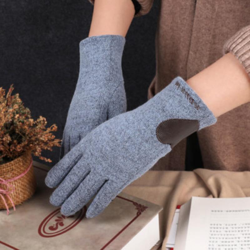 

Five Fingers Gloves Women Cashmere Wool Letter Embroidery Touch Screen Driving Winter Love Leather Full Finger Warm Riding Mitten E84
