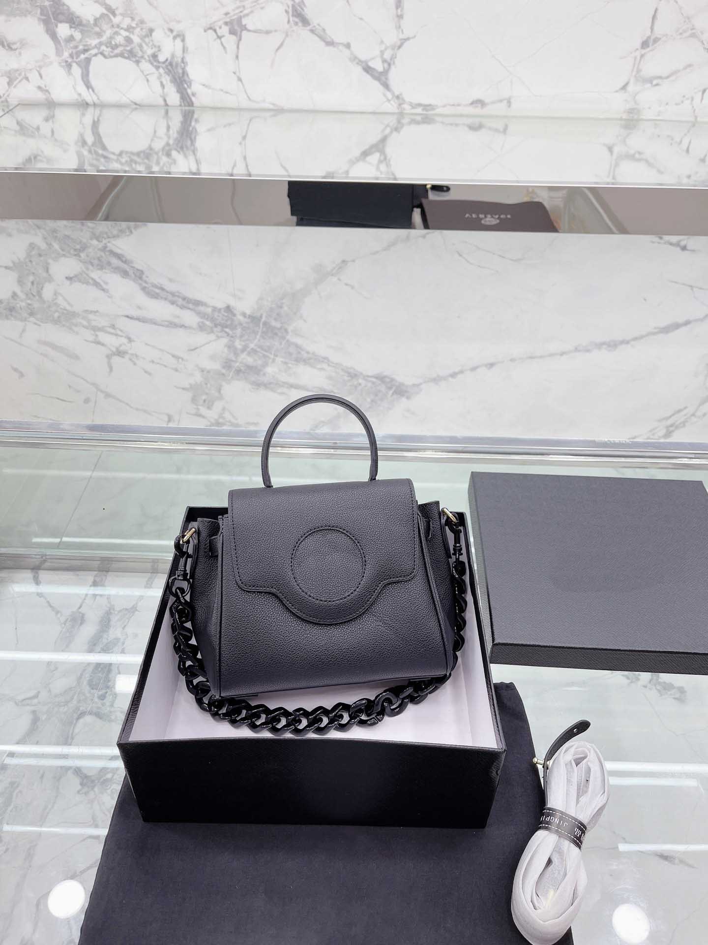 

bag designer bags crossbody shoulder bags luxury high quality camera bags straps color leather Medusa