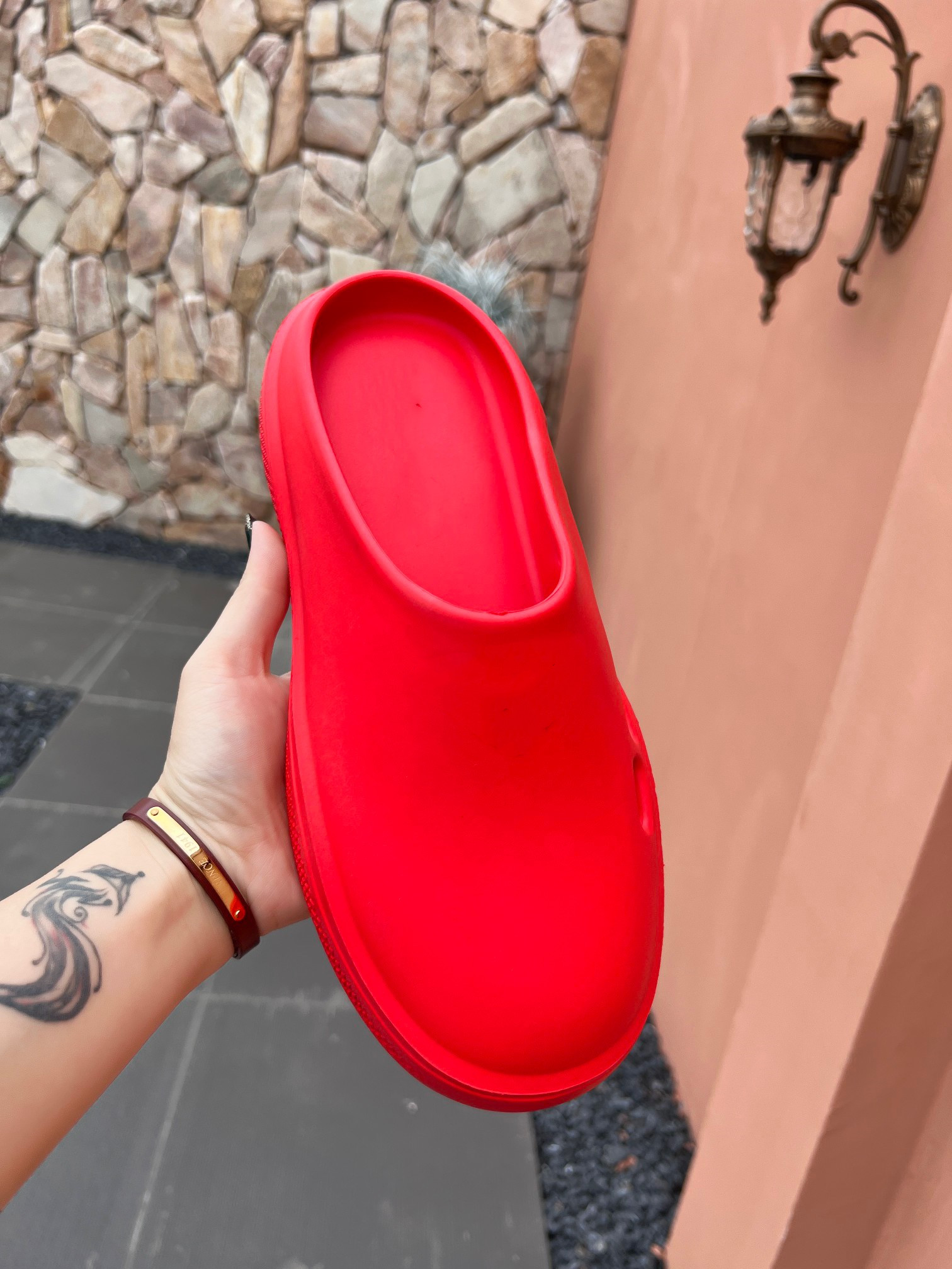 

2022 Men Luxury Scuffs slippers Designer slipper Womens shoes with buckle Fashion black and red Casual Mules Flats couples size 35-45