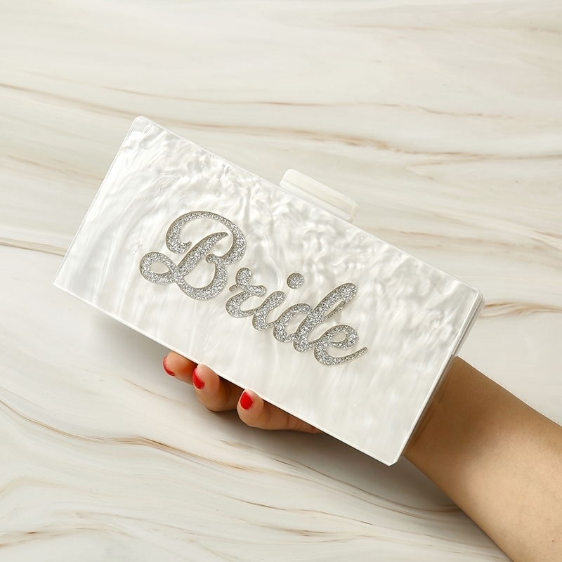 

Pearl White Silver Small Glitter Bride Name Letter Acrylic bags For Women Small Chain Handbag small bag Hand Bag Lady Evening 220816, As picture