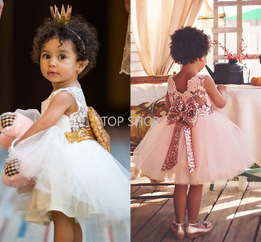 

2022 Sparkly Seqyined Bow Flower Girl Dress Short Lace Appliqued Fomal Litlle Girl Dresses Cheap Tulle Princess Girl Birthday Wedding Gown, Green