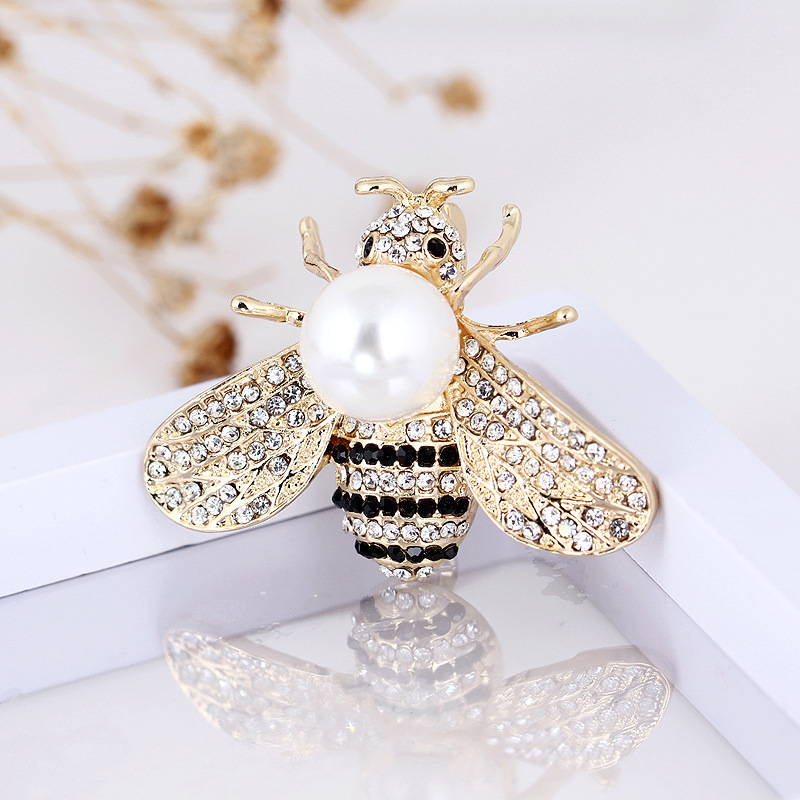 Broches en perles de diamant pour femmes, Version coréenne, en alliage tridimensionnel, broche insecte abeille, costume féminin, robe, vêtements,