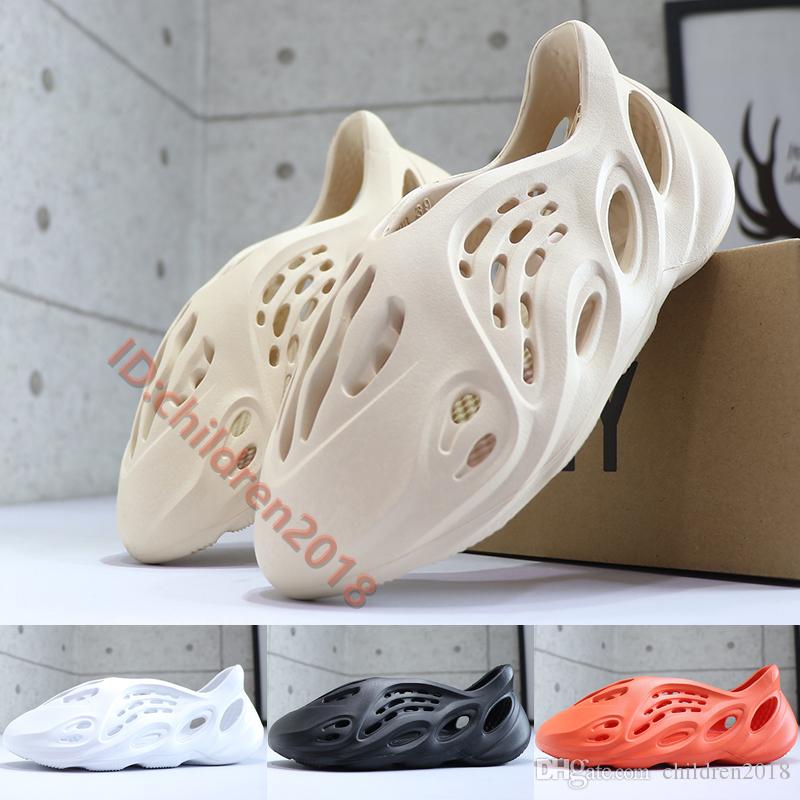 

Kanyes West Clog Foam Runner 700 Sandals Brand Net Hole Summer Beach Shoes High-quality Leather jRn''Yeezies''Yezzies''350 35 Boosts Kanyes, White