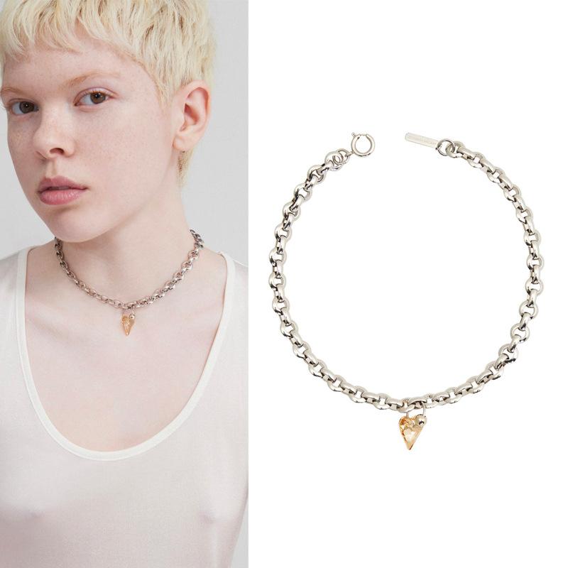 

Pendant Necklaces Silver Metal Chain Heart Simple Short Necklace Female Choker Clavicle ChainPendant