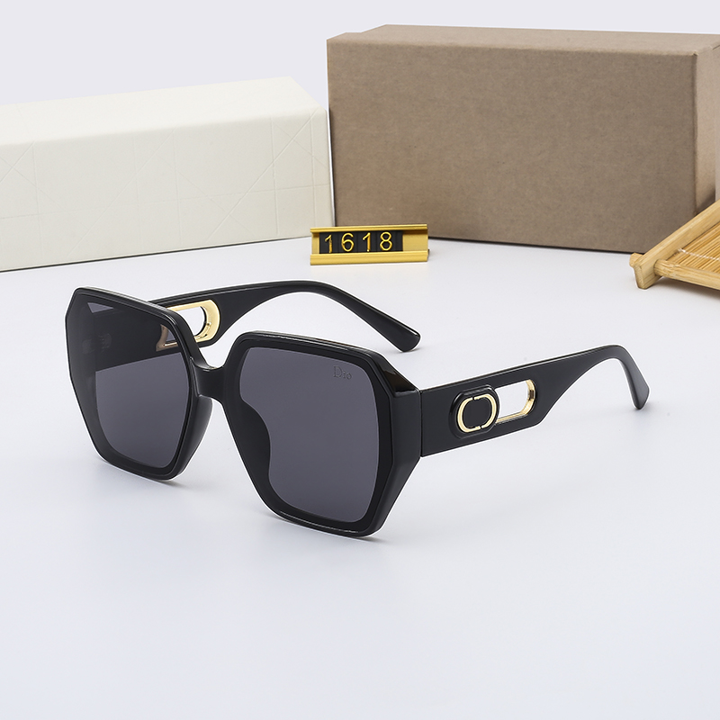 

brand designer Sunglasses For Men and Women classic style Anti-Ultraviolet Retro Plate Full Frame fashion Eyeglasses