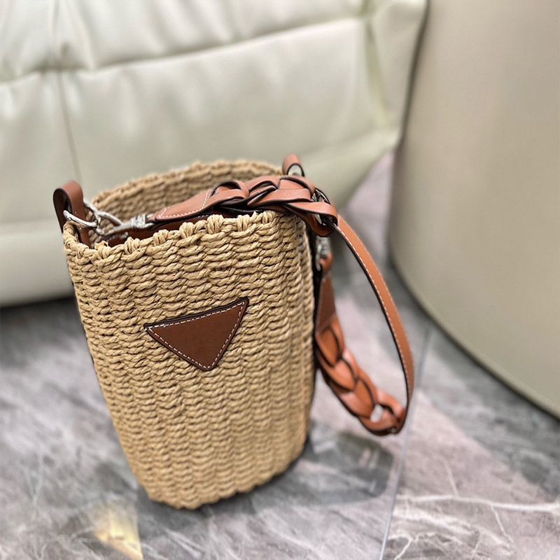 

2021 ladies luxury designer basket bucket bags pradhan fashion knit bags beach travel shoulder crossbody totes zippy wallets, Colour1