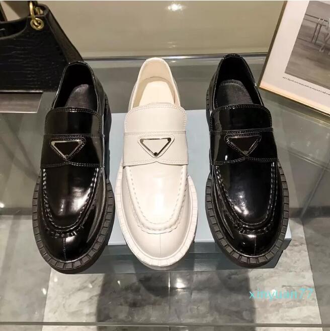 

Dress shoes Platform Casual Shoes Luxury Low-Top Shoes 2022 Top Quality Classic Women Fashion Designer Genuine Leather thick Soles Flats 100% Metal Buckle Black White