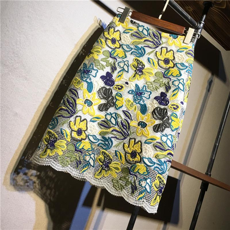

Skirts Luxury Design Embroidery Flower Summer Casual Elegant Office Lady Skirt Sais Daisy Pencil Bottom, White