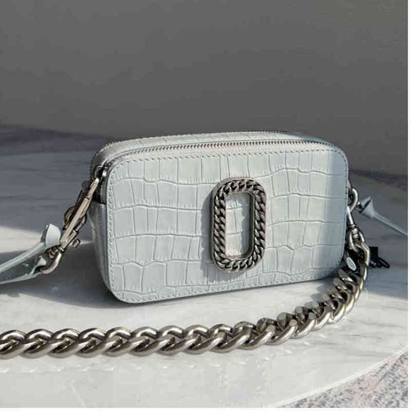 

Shoulder Bags Designer Women Handbag Leather Luxury Brand Silver Chain Crossbody Female Oval Camera Purses 220330, Black