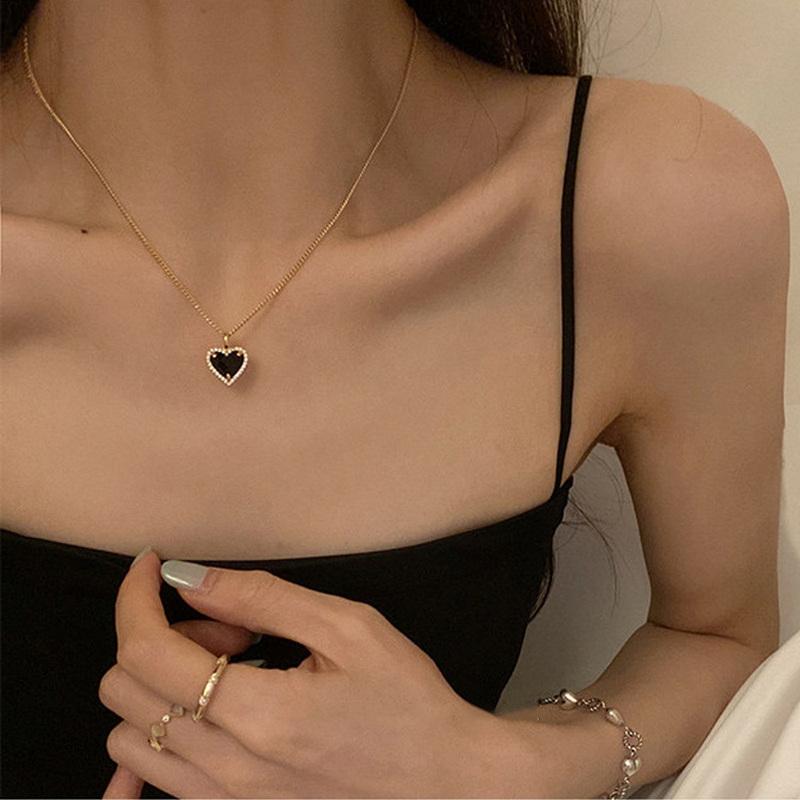 

Chokers Black Zircon Heart Pendant Necklace For Women Gold Chain Choker Necklaces Simple Fashion Jewelry Collar