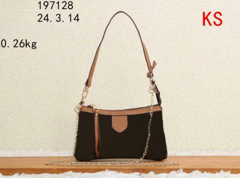 

Designer hobo shoulder bag women luxury messenger Bags Chest pack lady Tote chains handbags presbyopic purse bags vintage handbag, Red flowers